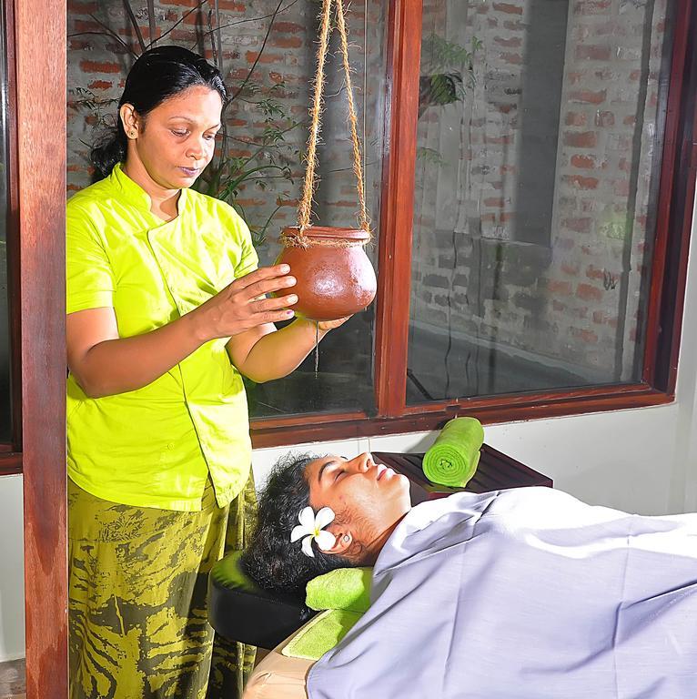 The Long Beach Resort & Spa Koggala Bagian luar foto