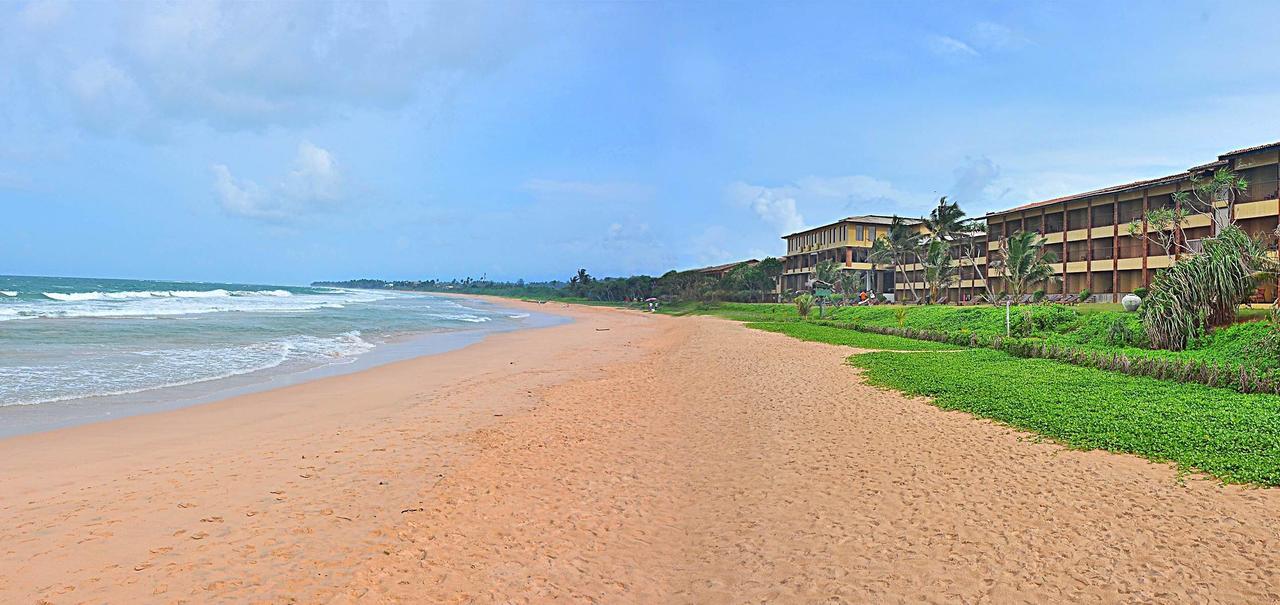 The Long Beach Resort & Spa Koggala Bagian luar foto